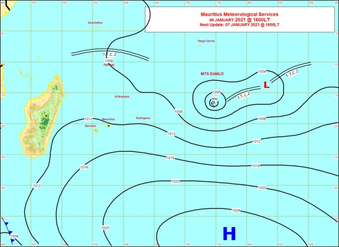 Analyse de la situation de surface ce Mercredi à 16heures émise par la météo de Maurice. MMS/Vacoas. Analyse de la situation de surface ce Mercredi à 16heures émise par la météo de Maurice. MMS/Vacoas.