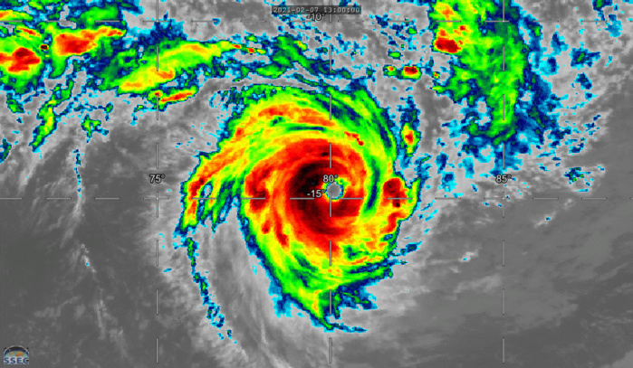 19S(FARAJI). 07/21UTC. 9H LOOP.ANIMATED ENHANCED INFRARED  SATELLITE IMAGERY SHOWS THE SYSTEM HAS MAINTAINED A WELL-DEFINED 37- KM EYE AND COMPACT, SYMMETRICAL CENTRAL CONVECTION, EVEN AS CONVECTIVE TOPS WARM. CLICK TO ANIMATE IF NECESSARY.