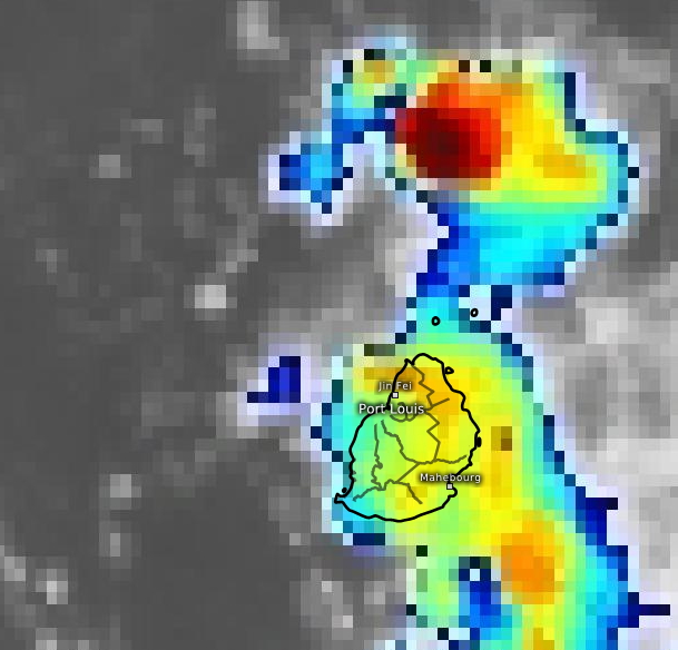 19/08h45. Des averses orageuses traversent MAURICE ce matin. Au même moment un cellule très active passe au large de Cap Malheureux avec des sommets nuageux lus à -82°Celsius. Eumetsat.