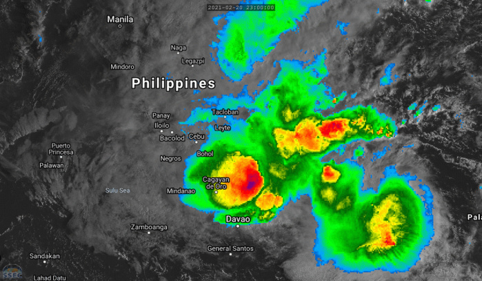 01W(DUJUAN). 22/08UTC. ANIMATED MULTISPECTRAL SATELLITE  IMAGERY SHOWS DEEP, EXPANSIVE, FLARING CONVECTION OVER  SOUTHEASTERN PHILIPPINES AND AHEAD OF THE LOW LEVEL CIRCULATION. CLICK ON THE IMAGERY TO ANIMATE.