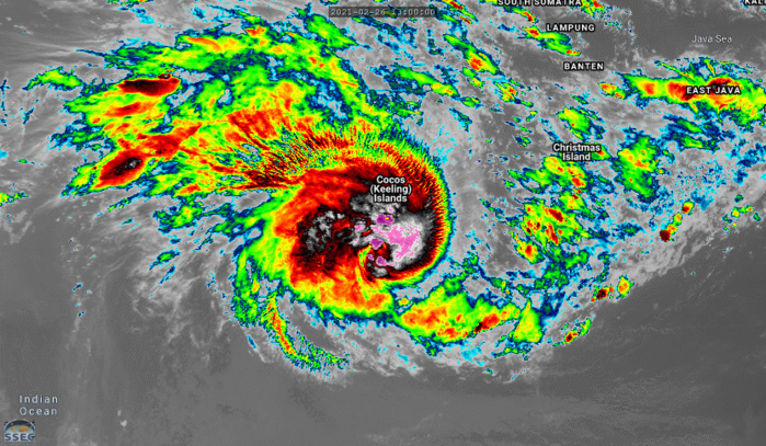 22S(MARIAN). ANIMATED SATELLITE IMAGERY  SHOWS THE SYSTEM CONTINUED TO CONSOLIDATE AS THE CENTRAL DENSE  OVERCAST DEEPENED WITH A FORMATIVE PINHOLE EYE BECOMING APPARENT AND  RAIN BANDS WRAPPING TIGHTER INTO THE LOW LEVEL CIRCULATION CENTER. CLICK TO ANIMATE IF NEEDED.