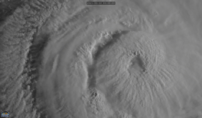 SOUTH INDIAN: 24S(HABANA), explosive intensification,forecast to reach "Super Typhoon/Cyclone" intensity within 3/6hours, 10/09utc update SOUTH INDIAN: 24S(HABANA), explosive intensification,forecast to reach "Super Typhoon/Cyclone" intensity within 3/6hours, 10/09utc update