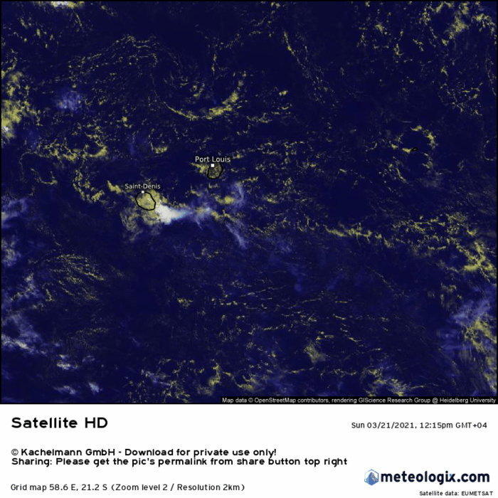 14h15. L'animation satellite montre que la masse d'air reste relativement humide dans les basses couches de l'atmosphère au niveau de la zone des ILES SOEURS. On doit encore s'attendre à des épisodes pluvieux la nuit prochaine et en début de matinée de Lundi sur les moitiés orientales de MAURICE et de la RÉUNION. Le Plateau Central à Maurice reste exposé. WUS/Eumetsat.
