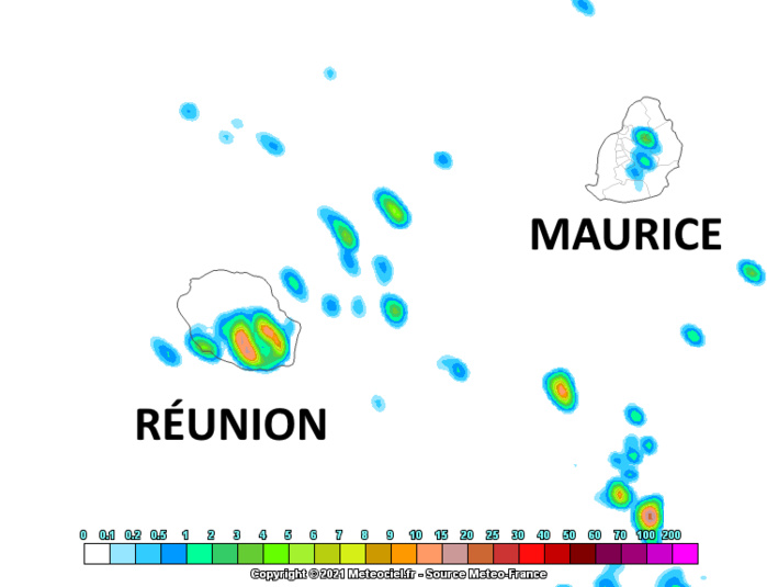 Épisode pluvieux probable en fin de nuit de Mercredi à Jeudi et en début de matinée sur le Sud Réunionnais. Quelques averses isolées probables sur le Plateau Central Mauricien dans le même temps. Arome. Météo France. MCIEL.
