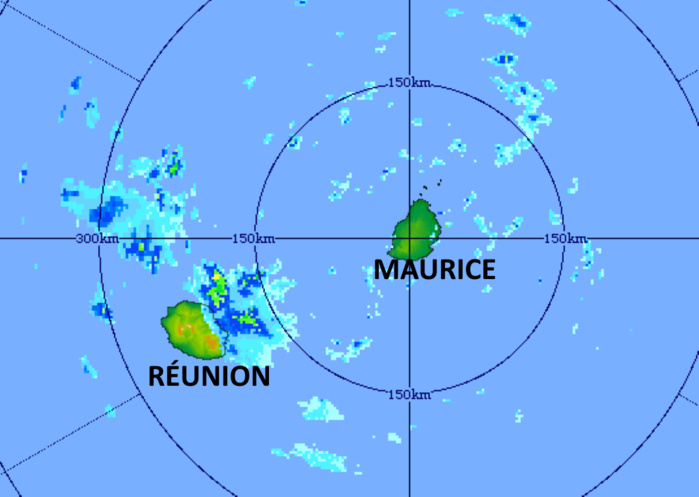 Celulles pluvio-orageuses aux portes des côtes Est de la RÉUNION ce Jeudi matin. Image du radar de Trou Aux Cerfs à 05h11. MMS/Vacoas. Celulles pluvio-orageuses aux portes des côtes Est de la RÉUNION ce Jeudi matin. Image du radar de Trou Aux Cerfs à 05h11. MMS/Vacoas.