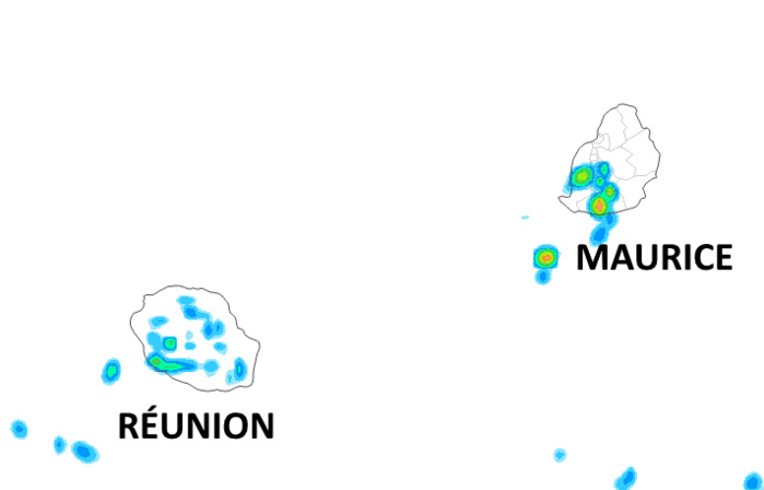 Les développements nuageux de la journée pourront donner quelques averses sur les pentes et l'intérieur de la RÉUNION et sur le quart Sud-Ouest de MAURICE cet après-midi. Arome. METEO FRANCE. MCIEL.