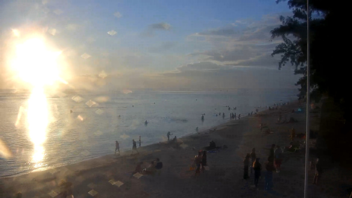 MÉTÉO RÉUNION.Vous pouvez agrandir l'image en cliquant et en l'élargissant avec vos doigts.