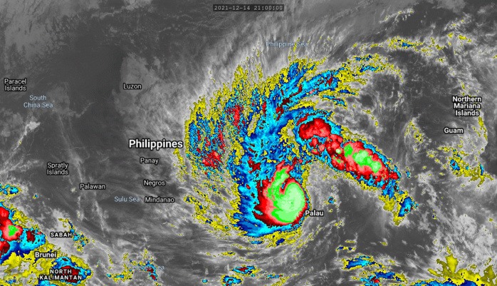 SATELLITE ANALYSIS, INITIAL POSITION AND INTENSITY DISCUSSION: ANIMATED MULTISPECTRAL SATELLITE IMAGERY (MSI) DEPICTS A WELL ORGANIZED SYSTEM WITH SPRIAL BANDING WRAPPING INTO AN ASSESSED LOW LEVEL CIRCULATION CENTER. THE INITIAL POSITION IS PLACED WITH HIGH CONFIDENCE BASED ON EXTRAPOLATION FROM A MICROWAVE  EYE FEATURE IN THE A 142217Z SSMIS PASS, AS WELL AS MULTI  AGENCY FIXES. THE INITIAL INTENSITY OF 65 KTS/CAT 1 IS PLACED WITH MEDIUM CONFIDENCE BASED ON AGENCY AND AUTOMATED DVORAK ESTIMATES  AND CONSISTENT WITH THE MICROWAVE EYE FEATURE. ANALYSIS  INDICATES A FAVORABLE ENVIRONMENT WITH STRONG WESTWARD OUTFLOW, LOW (10-15 KTS) VERTICAL WIND SHEAR AND WARM (29-30 C) SEA SURFACE  TEMPERATURES. TS 28W IS TRACKING ALONG THE SOUTHERN PERIPHERY OF THE SUBTROPICAL RIDGE (STR) TO THE NORTH. SATELLITE ANALYSIS, INITIAL POSITION AND INTENSITY DISCUSSION: ANIMATED MULTISPECTRAL SATELLITE IMAGERY (MSI) DEPICTS A WELL ORGANIZED SYSTEM WITH SPRIAL BANDING WRAPPING INTO AN ASSESSED LOW LEVEL CIRCULATION CENTER. THE INITIAL POSITION IS PLACED WITH HIGH CONFIDENCE BASED ON EXTRAPOLATION FROM A MICROWAVE  EYE FEATURE IN THE A 142217Z SSMIS PASS, AS WELL AS MULTI  AGENCY FIXES. THE INITIAL INTENSITY OF 65 KTS/CAT 1 IS PLACED WITH MEDIUM CONFIDENCE BASED ON AGENCY AND AUTOMATED DVORAK ESTIMATES  AND CONSISTENT WITH THE MICROWAVE EYE FEATURE. ANALYSIS  INDICATES A FAVORABLE ENVIRONMENT WITH STRONG WESTWARD OUTFLOW, LOW (10-15 KTS) VERTICAL WIND SHEAR AND WARM (29-30 C) SEA SURFACE  TEMPERATURES. TS 28W IS TRACKING ALONG THE SOUTHERN PERIPHERY OF THE SUBTROPICAL RIDGE (STR) TO THE NORTH.