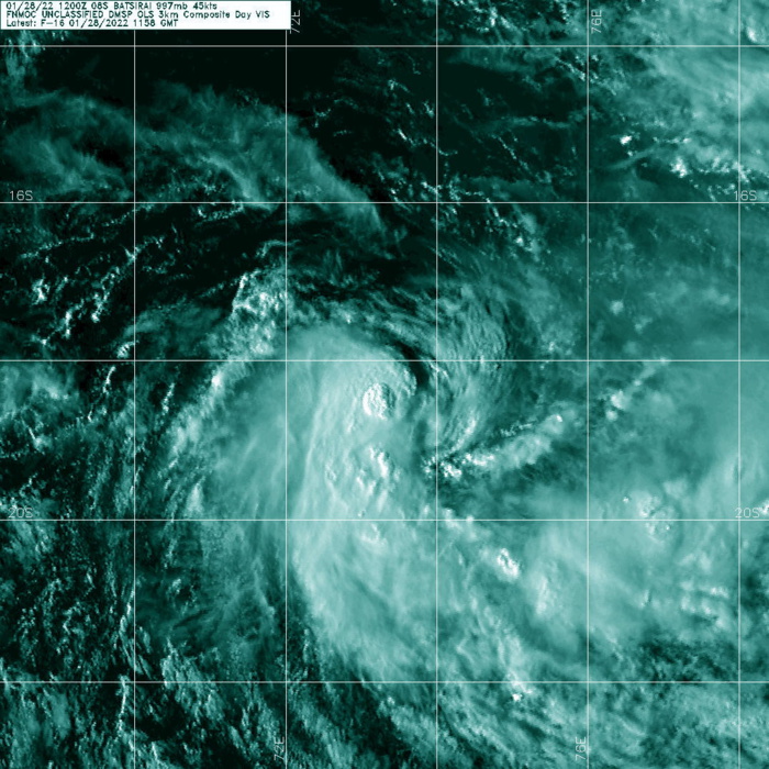 TC 08S(BATSIRAI) approaching the Mascarenes area and set to re-intensify// Invest 91W & Invest 97P up-dates, 28/15utc