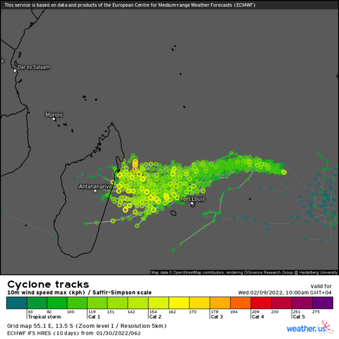 TC 08S(BATSIRAI) near CAT 3 US, intensifying with a small pinhole eye// Invest 98P now on the map, 30/15utc