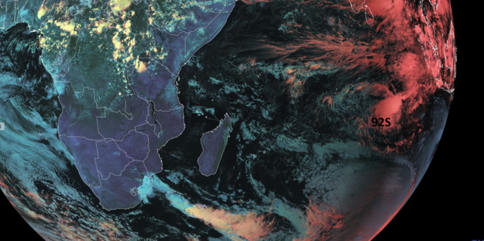 20W(ROKE)subtropical//Invest 92S: up-graded//TS 17E(PAINE)//Invest 92L & Invest 92L//0412utc