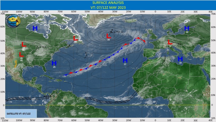 Invest 93W// Invest 95S// 0706utc