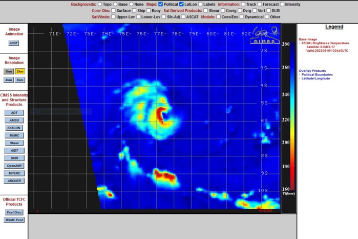 CAT 2 US 19S(FABIEN) approaching DIEGO GARCIA and intensifying// 1515utc