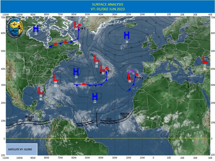 TS 02W(MAWAR) clipping OKINAWA accelerating Northeastward and becoming ET//Invest 98W// Invest 91L//0115utc