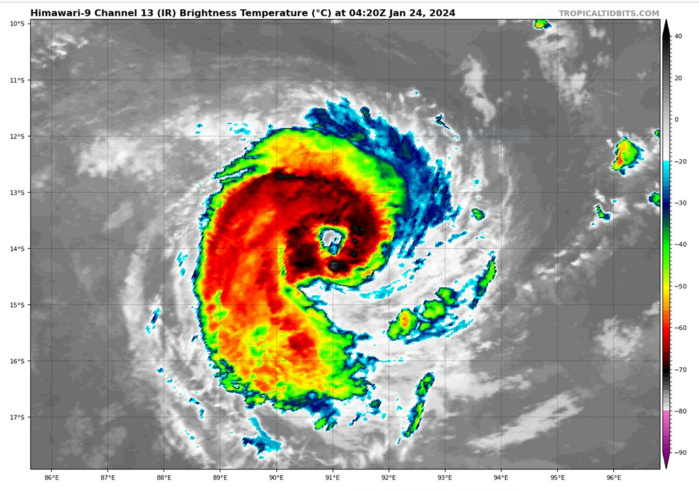 TC 07P intensifying//TC 06S(ANGGREK) re-intensifying//TCFA issued for Invest 92S//3 Week Tropical Cyclone Formation Probability//2403utc