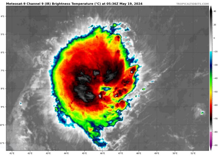 TC 24S(IALY) peaks as a strong tropical storm// INVEST 93S// INVEST 93W// ECMWF 10 Day Storm Tracks// 1906utc