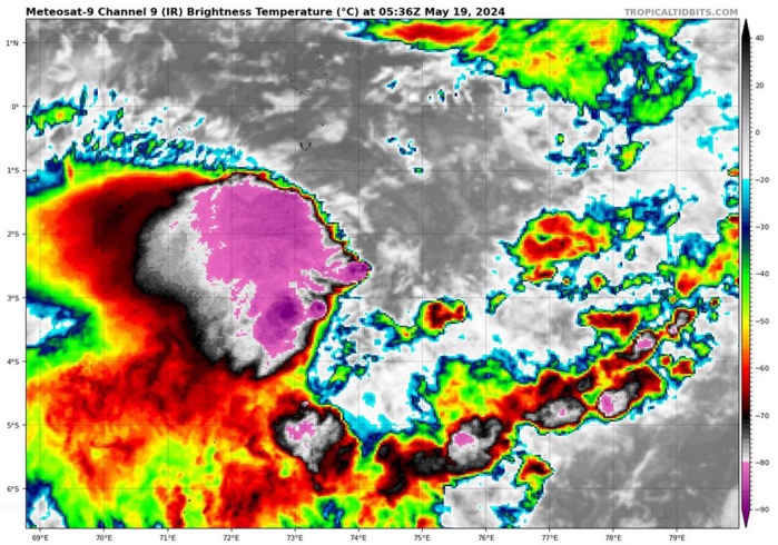 TC 24S(IALY) peaks as a strong tropical storm// INVEST 93S// INVEST 93W// ECMWF 10 Day Storm Tracks// 1906utc