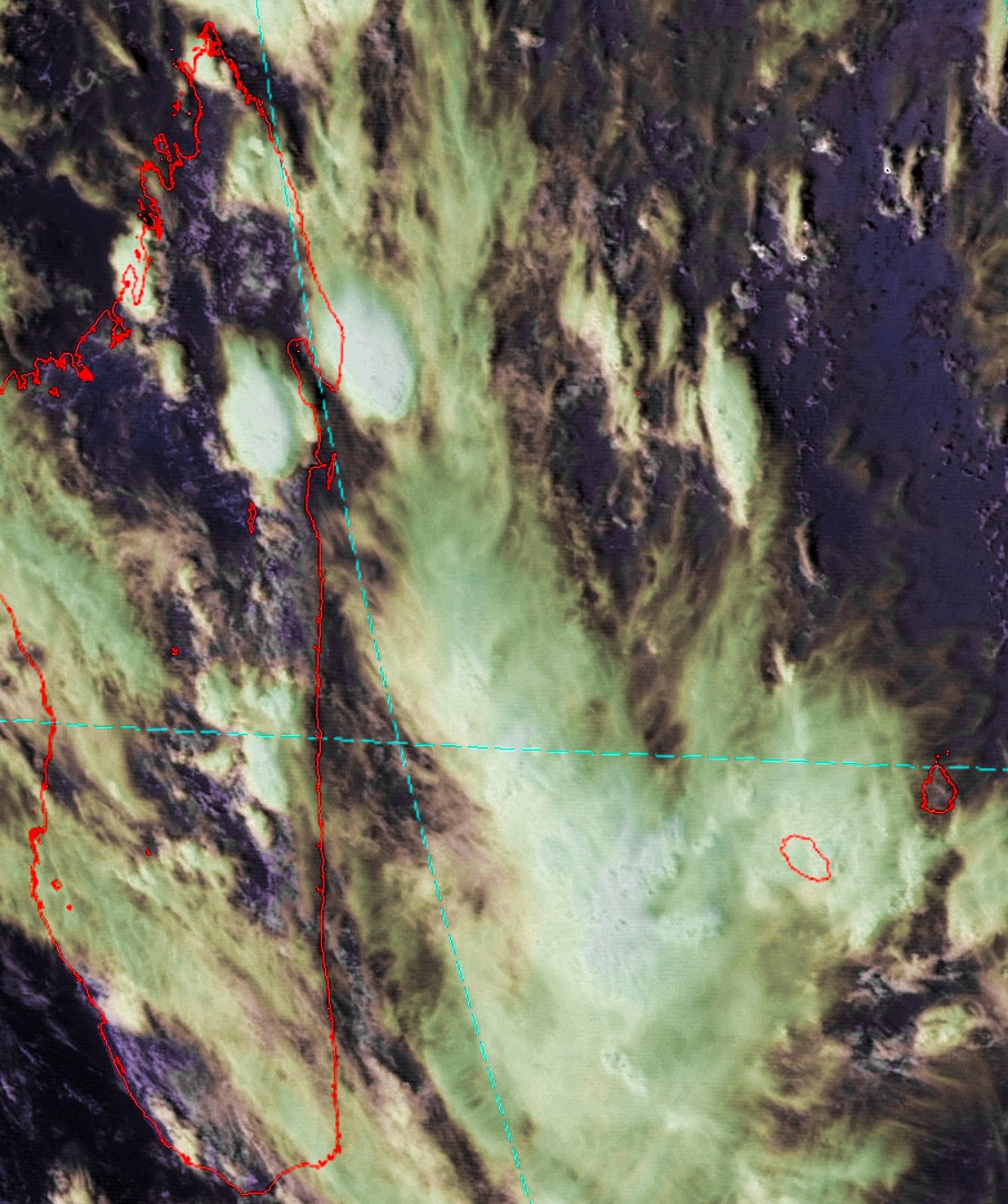 Satellite géostationnaire chinois à 14h30. Les cellules orageuses les plus actives sont à l'ouest de la Réunion et sur le nord est de Madagascar. Image de R.Maujean de 4Bornes que j'ai travaillée.