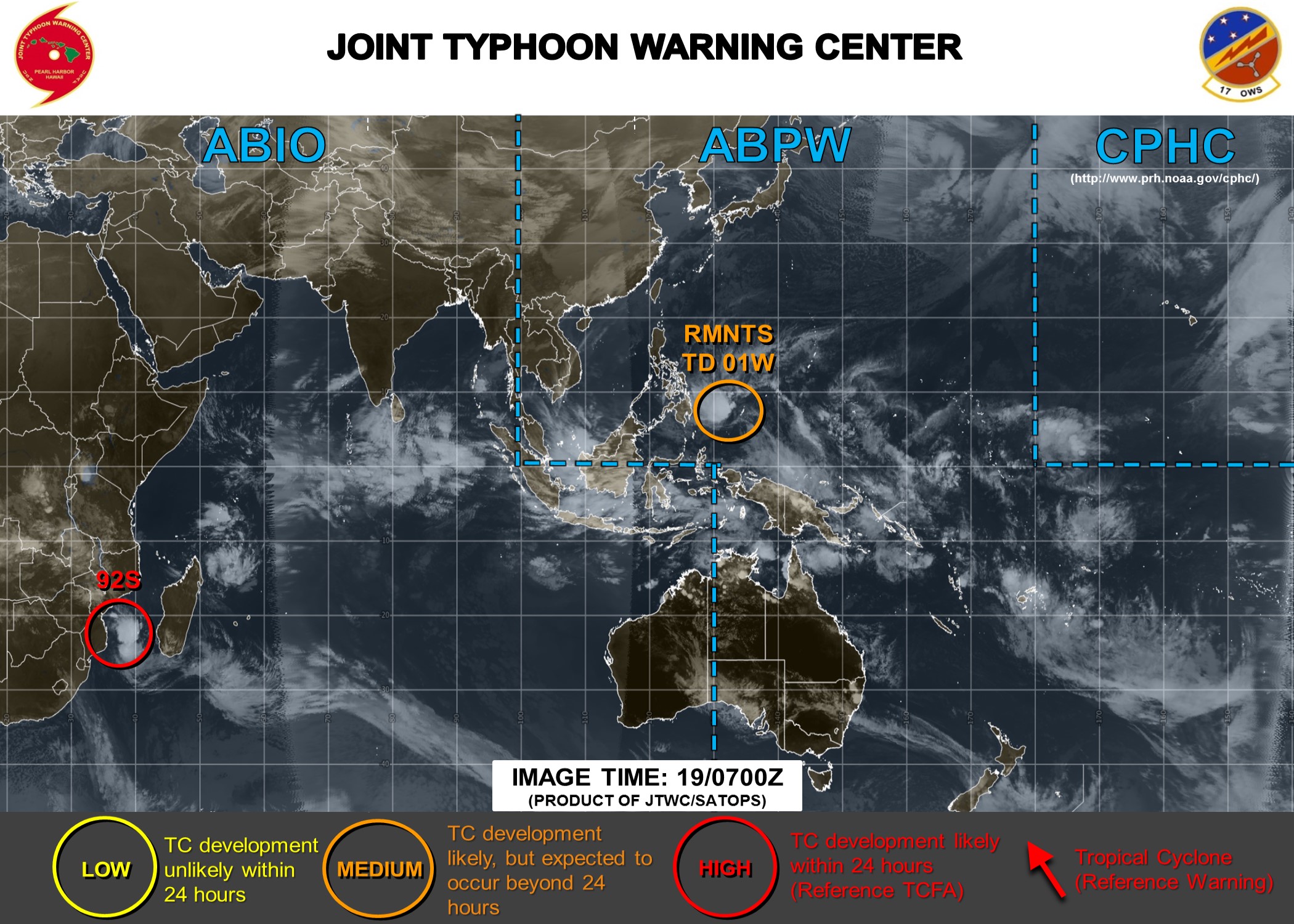 En dehors de 92S un seul autre système résiduel situé au large des Phlippines est présent sur les cartes du JTWC. Activité cyclonique très faible pour la période. Rien notamment sur le Pacifique Sud.