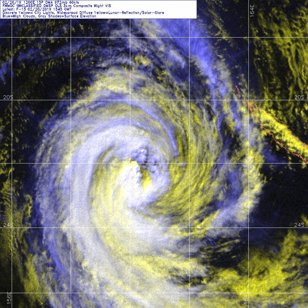 21UTC: cyclone OMA(15P): slow-moving and slowly weakening next 5 days