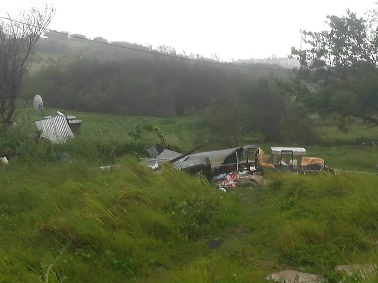15h: Cyclone intense Joaninha à Rodrigues: photos de cet après midi à Rodrigues