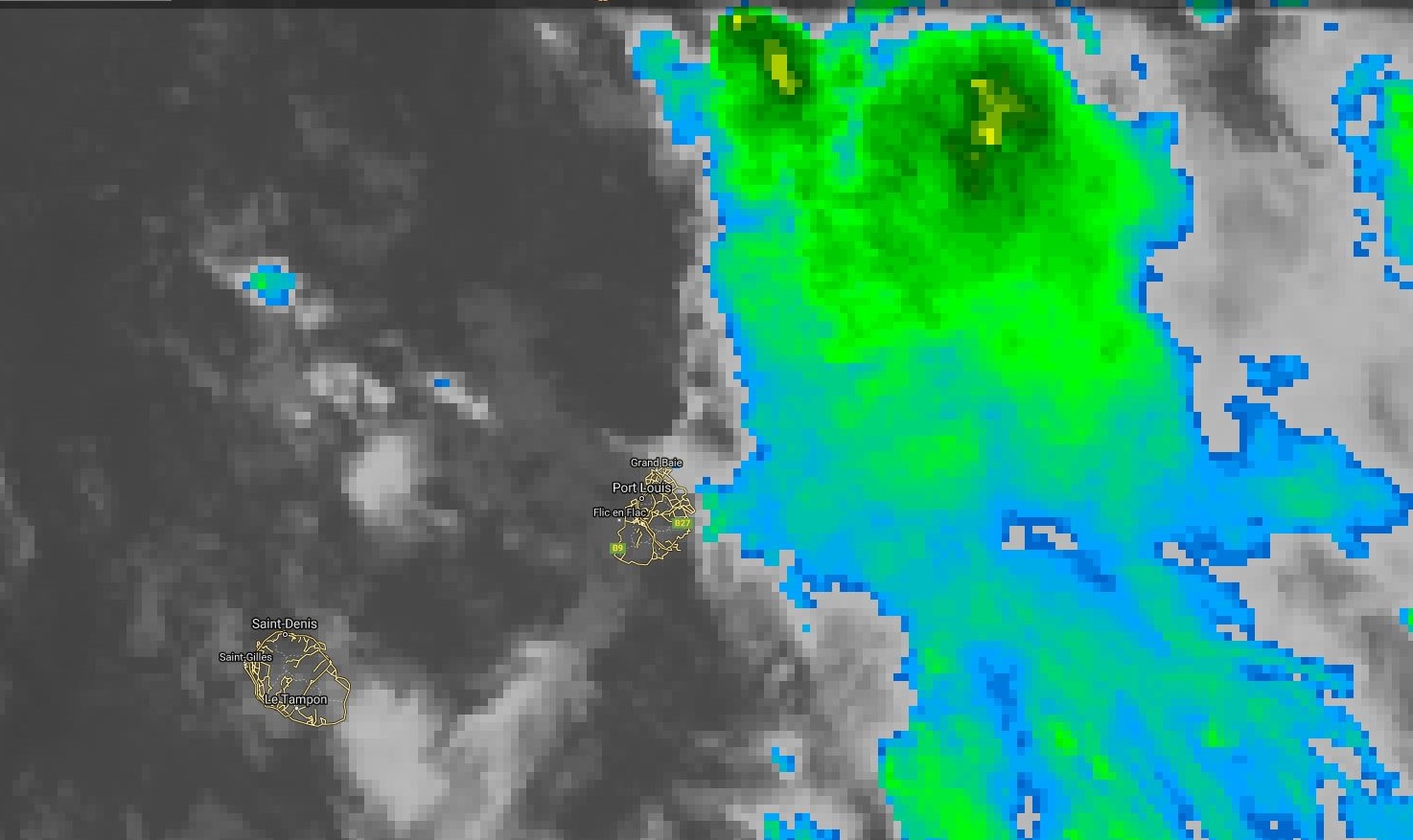 Photo satellite de 7heures. Les nuages plutôt actifs sont dans le voisinage est de Maurice et se rapprochent de l'île.