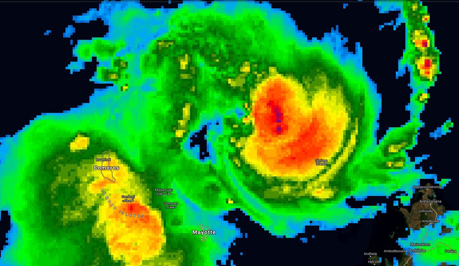 Image satellite de 7h(heure des Comores): l'archipel comorien est déjà affecté par les intempéries. La forte tempête tropicale KENNETH va se rapprocher tout au long de la journée et pourrait passer très près des côtes nord de Grande Comore la nuit prochaine.