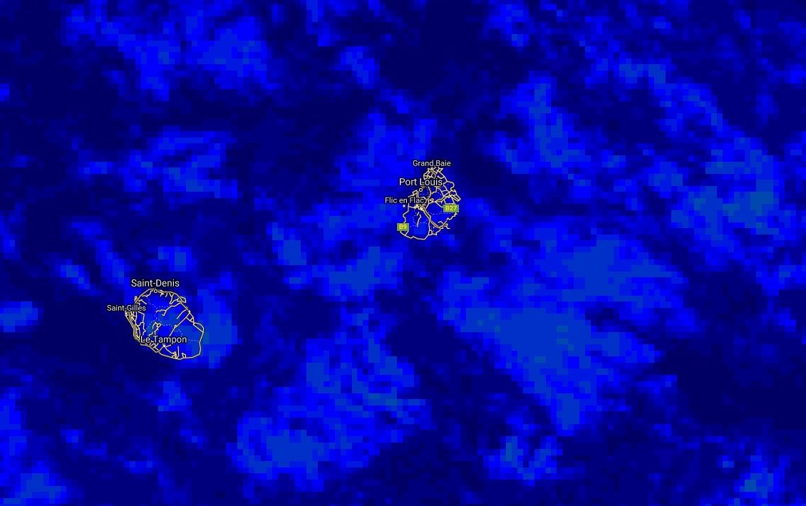 Image satellite de 5heures qui montre des nuages d'alizé modérément actifs au sud-est de MAURICE.