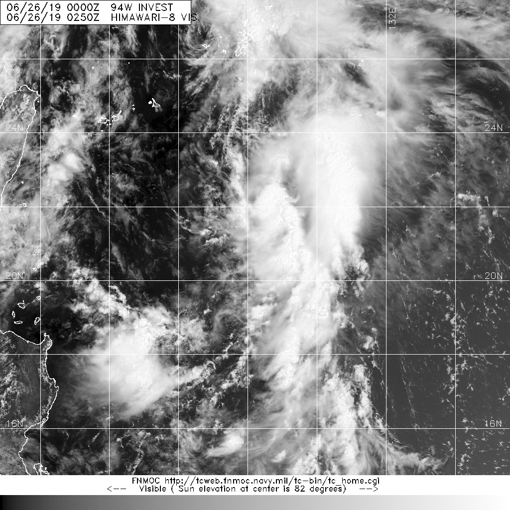 0250UTC: COMMA CLOUD STRUCTURE, CONVECTION DISPLACED TO THE NORTH AND EAST. FNMOC