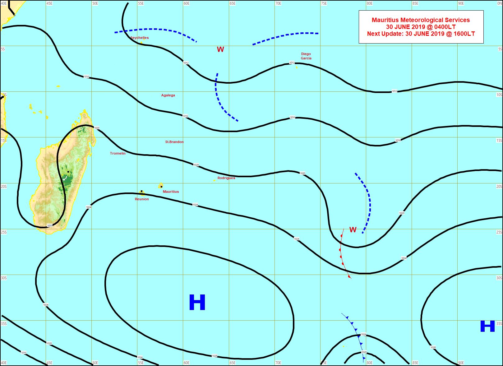 Analyse de surface ce matin. L'anticyclone(H) faiblit lentement mais maintient encore un alizé modéré à rapide et plutôt sec sur notre région. MMS