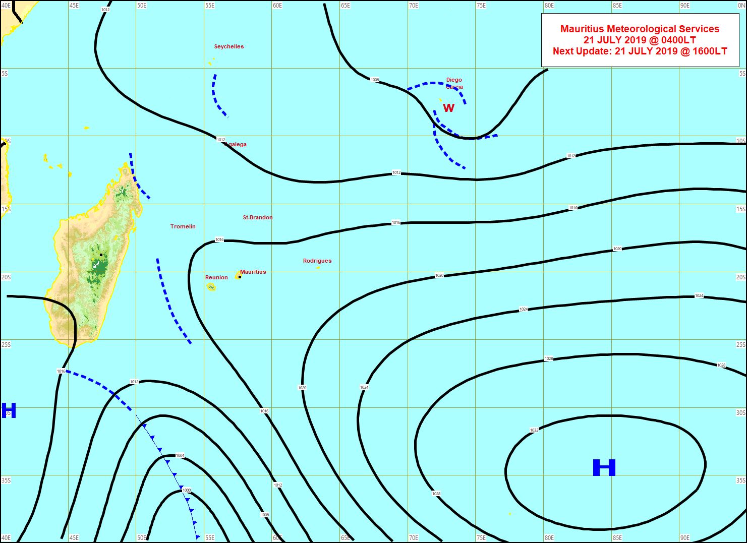 Analyse de la situation de surface ce matin. Un système frontal suivi d'un anticyclone s'approchent de nos régions depuis le Sud de MADA. Net renforcement du vent et retour de la fraîcheur pour le début de la semaine prochaine. MMS