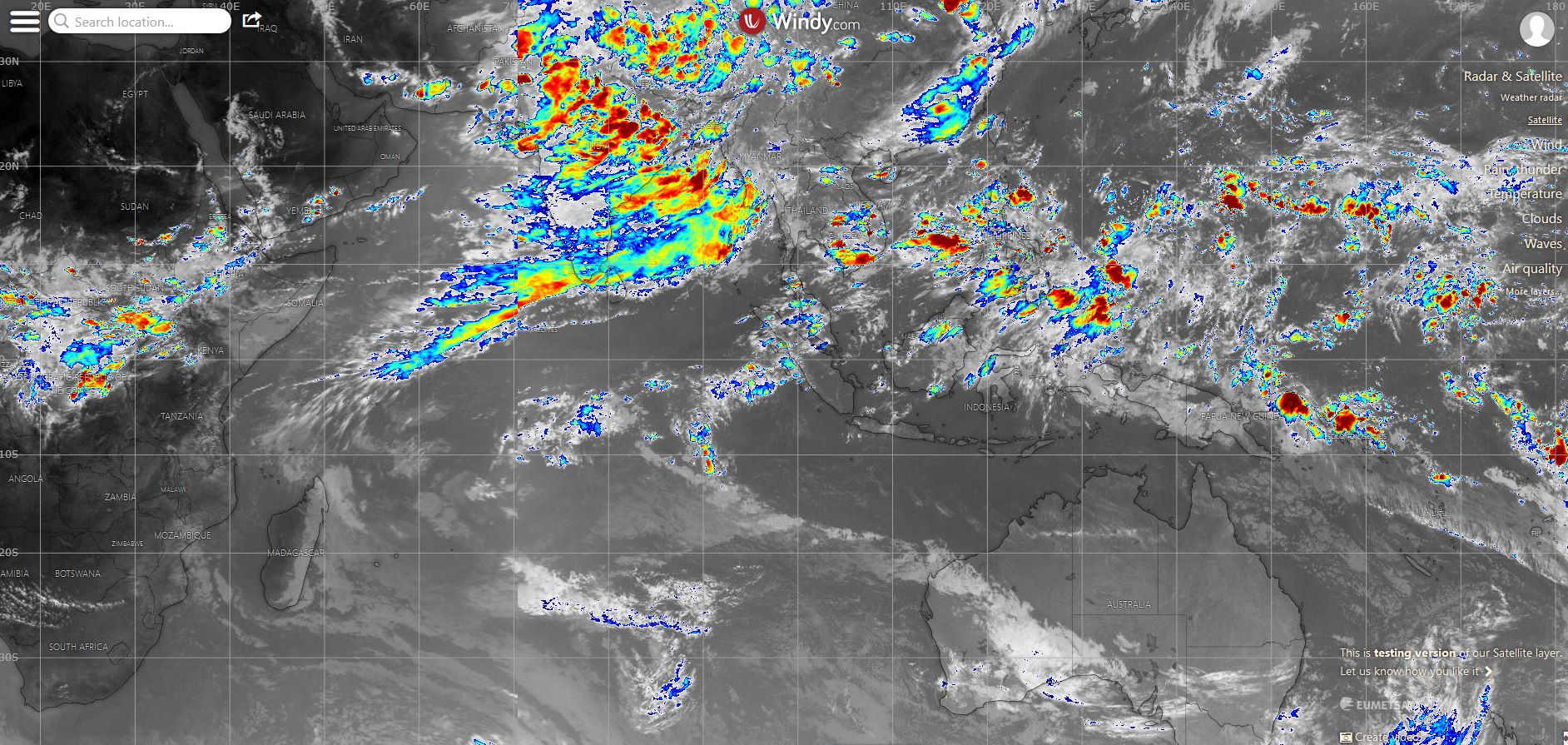 17h40. Océans Indien et Pacifique. Sur l'Indien la mousson est active sur la Grande Péninsule alors que les typhons(=cyclones) restent anormalement discrets sur le Pacifique pour le moment.