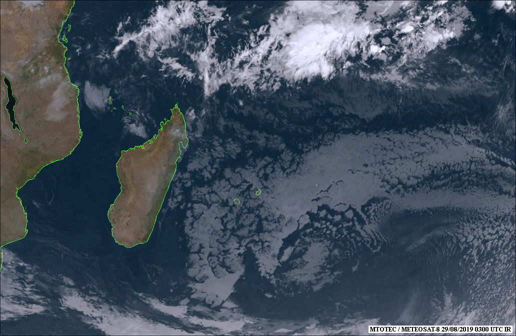 Photo satellite Météosat centrée sur notre zone ce matin à 7h. MTOTEC