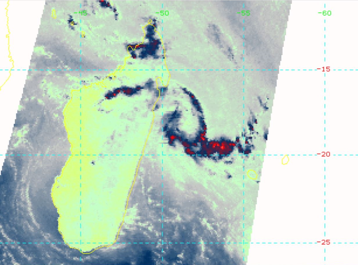 South Indian: 95S east of Madagascar: Tropical Cyclone Formation Alert, update at 00UTC South Indian: 95S east of Madagascar: Tropical Cyclone Formation Alert, update at 00UTC