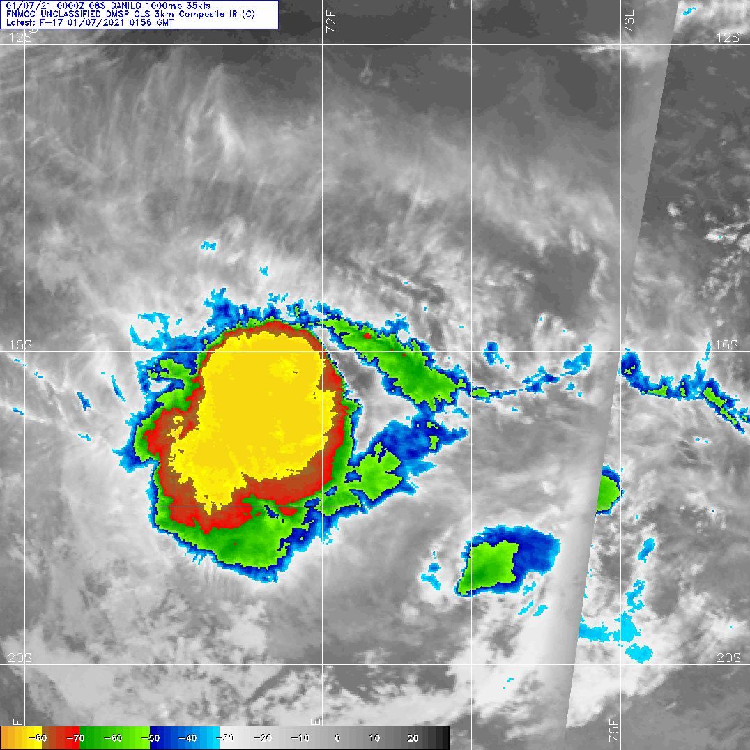 07/0156UTC. DMSP. FLARING CONVECTION NEAR THE LOW LEVEL CIRCULATION CENTER. 07/0156UTC. DMSP. FLARING CONVECTION NEAR THE LOW LEVEL CIRCULATION CENTER.
