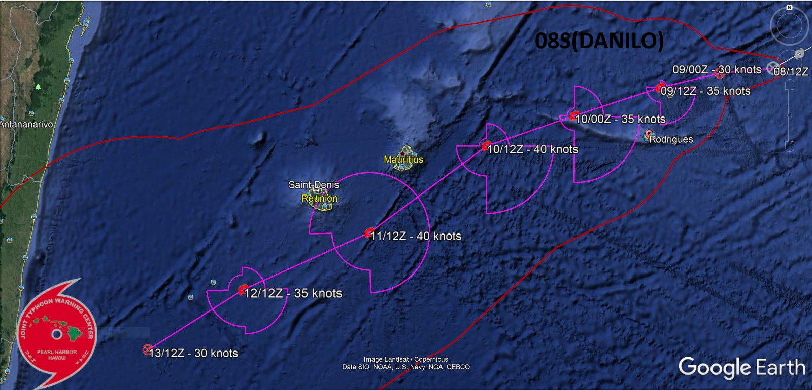 AS OUTFLOW SLOWLY IMPROVES OVER  THE NEXT 24 TO 48 HOURS, THE SYSTEM WILL SLOWLY INTENSIFY TO A PEAK  OF 40 KNOTS BY 48H.