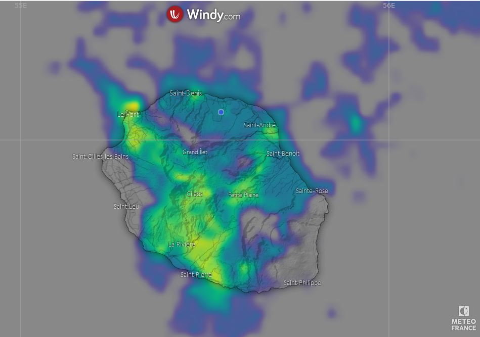15h45: les radars de Météo France montrent que des pluies significatives s'abatent sur le Sud entre Saint Pierre et Cilaos et dans la région du Port. Toutes les régions de l'île sont exposées à un moment ou à un autre. WINDY.
