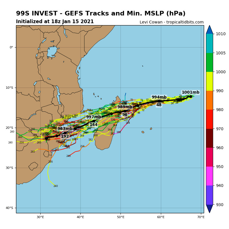15/18UTC.INVEST 99S: GFS TRACK IT WITH A LANDFALL WELL TO THE NORTH OF TOAMASINA.