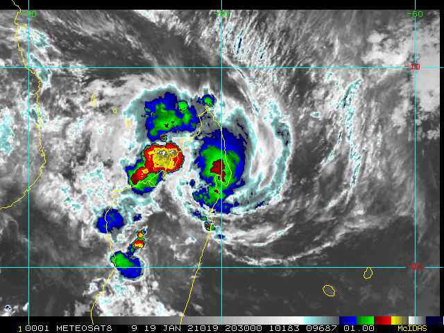 19/2030UTC. HEAVY RAIN IS OBSERVED OVER NORTHWEST MADAGASCAR AS 12S IS PUSHING SLOWLY INLAND.