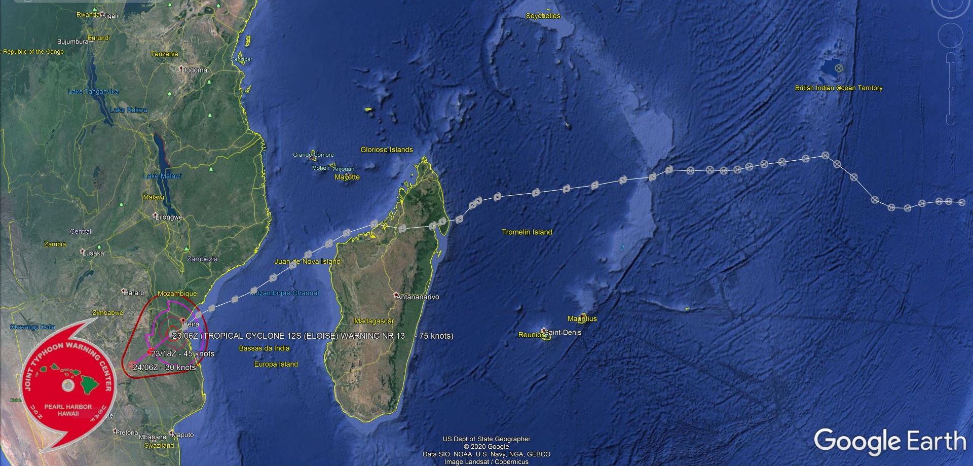 TC 12S HAS HAD A ZONAL TRACK. IT FINALLY REACHED HURRICANE/TYPHOON INTENSITY OVER THE MOZ CHANNEL WHILE APPROACHING MOZAMBIQUE.