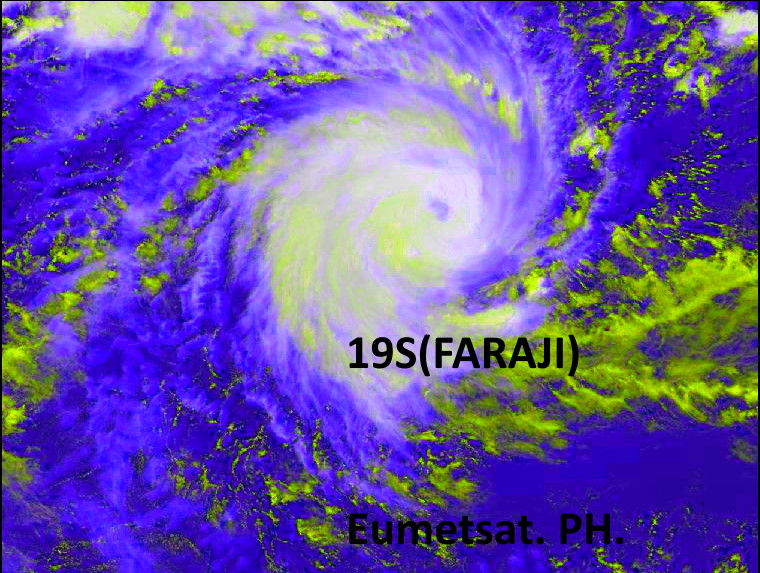 19S(FARAJI).06/0915UTC. HIGH RESOLUTION SATELLITE ANIMATION SHOWS RAPIDLY IMPROVING SIGNATURE WITH A RAPIDLY BUILDING EYE FEATURE. EUMETSAT. ENHANCED BY PATRICK HOAREAU.