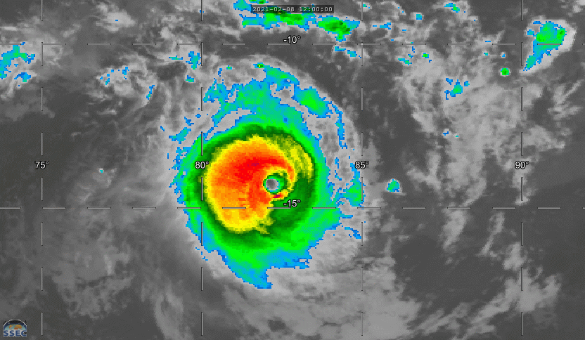 19S(FARAJI). 08/21UTC. 9H LOOP. ANIMATED ENHANCED INFRARED  SATELLITE IMAGERY REVEALS A DENSE, COMPACT SYSTEM WITH WELL-DEFINED  37 KM DIAMETER EYE AND CHARACTERISTICS OF AN ANNULAR TROPICAL  CYCLONE. CLICK ON THE IMAGE TO ANIMATE.