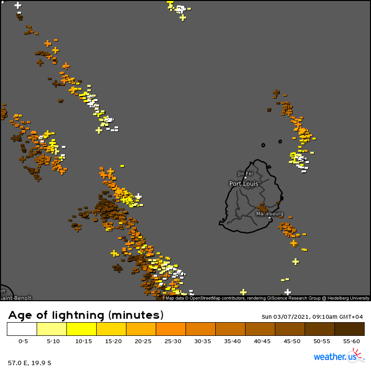 07/09h10: les orages ont tendance à se décaler vers MAURICE depuis ce matin. Quelques uns ont touché très localement le Sud-Est. Le risque orageux est plus important cet après-midi et en début de soirée a priori.