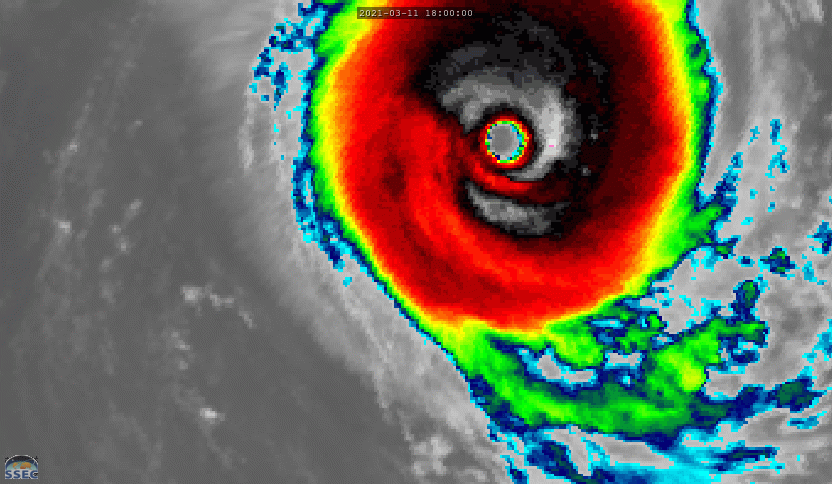 24S(HABANA). 12/09UTC. 15H ANIMATION. ANIMATED ENHANCED INFRARED SATELLITE IMAGERY SHOWS THE SYSTEM HAS  MAINTAINED A COMPACT AND HIGHLY SYMMETRICAL STRUCTURE AND A 45-KM  RAGGED BUT WELL-DEFINED EYE. RMSC/LA RÉUNION POINTS OUT THAT SMAP AT 12/0111UTC READ MAXIMUM SUSTAINED WINDS WELL ABOVE 125KNOTS. SATCON AT 11/2019UTC YIELDED A 135KNOT ESTIMATE. MICROWAVE SIGNATURES-SEE DOWN BELOW- AT 11/2314UTC, 11/2317UTC, AND 12/0134UTC WERE VERY IMPRESSIVE.