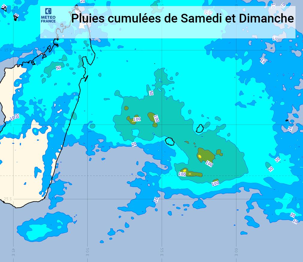 VENDREDI 07  Petit à petit la dégradation située entre Madagascar et la Réunion gagne les Mascareignes. C'est donc une ambiance grise et humide qui s'installe sur l'île en cette fin de semaine. En effet, sous un ciel très nuageux à couvert, des pluies et averses parfois modérées à localement fortes s'installent sur notre département. Un coup de tonnerre n'est pas non plus exclu au cours de la journée. Les températures maximales sont de l'ordre de 27 à 30°C sur le littoral, 17 à 19°C au Volcan et 23 à 25°C dans les cirques. Le vent s'oriente au secteur Nord-Nord-Est et souffle en rafales de 50 à 60km/h sur les côtes Nord-Ouest et Sud-Est. La mer est peu agitée.  SAMEDI 08  Après un répit de courte durée en matinée de samedi, l'activité reprend à la mi-journée et s'accentue dans l'après-midi. Des averses modérées parfois au caractère orageux éclatent dans les hauts et plus largement sur la moitié Nord de l'île. Le Sud Sauvage semble moins arrosé même si des averses y sont attendues. Les températures maximales sont en baisse. Le vent est généralement faible sans flux majoritaire avec le plus souvent des brises qui l'emportent. La mer est peu agitée sans houle significative.