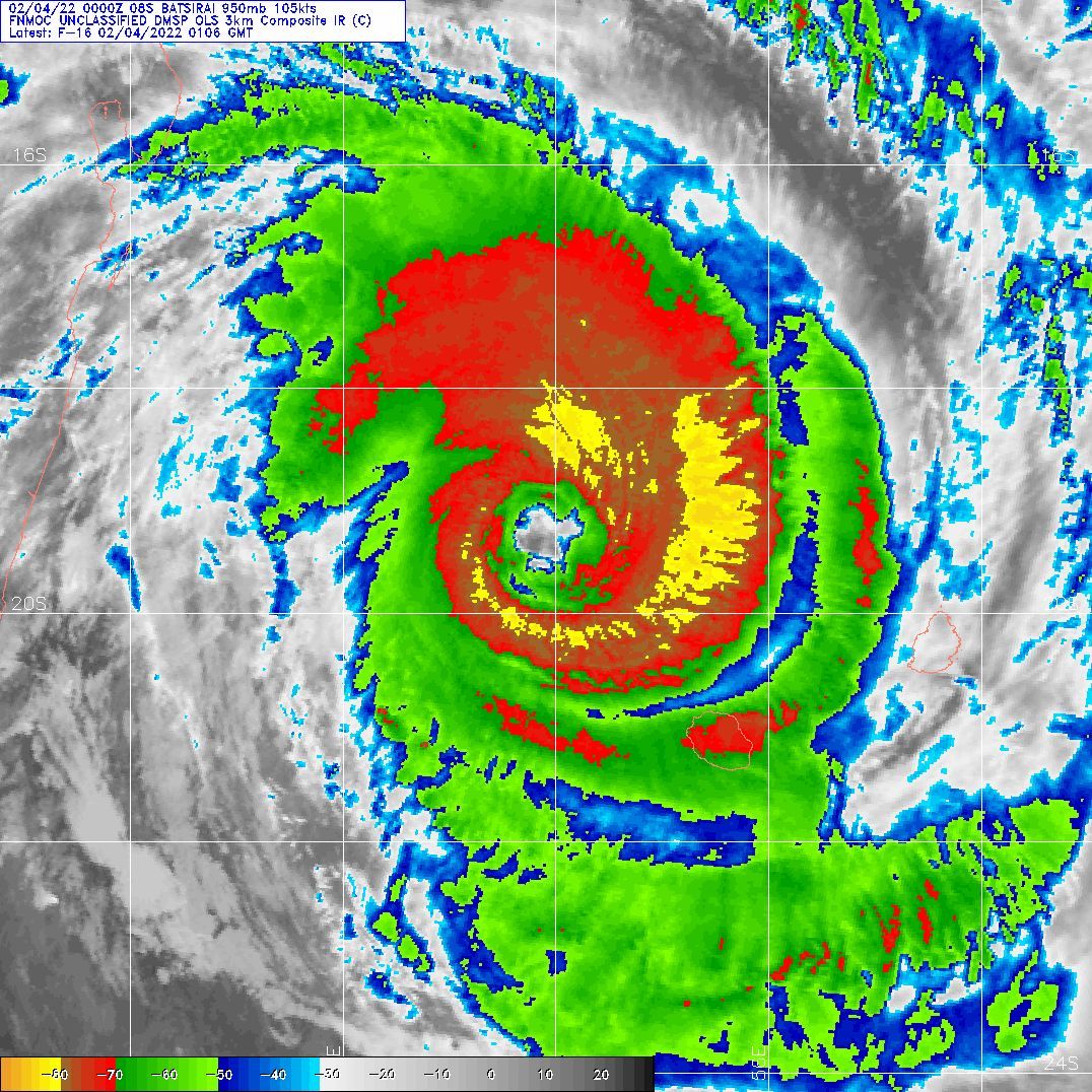 TC 08S(BATSIRAI): CAT 3 US slowly approaching Madagascar//Invest 90S: Tropical Cyclone Fomation Alert//TC 09: Final Warning,04/03utc TC 08S(BATSIRAI): CAT 3 US slowly approaching Madagascar//Invest 90S: Tropical Cyclone Fomation Alert//TC 09: Final Warning,04/03utc