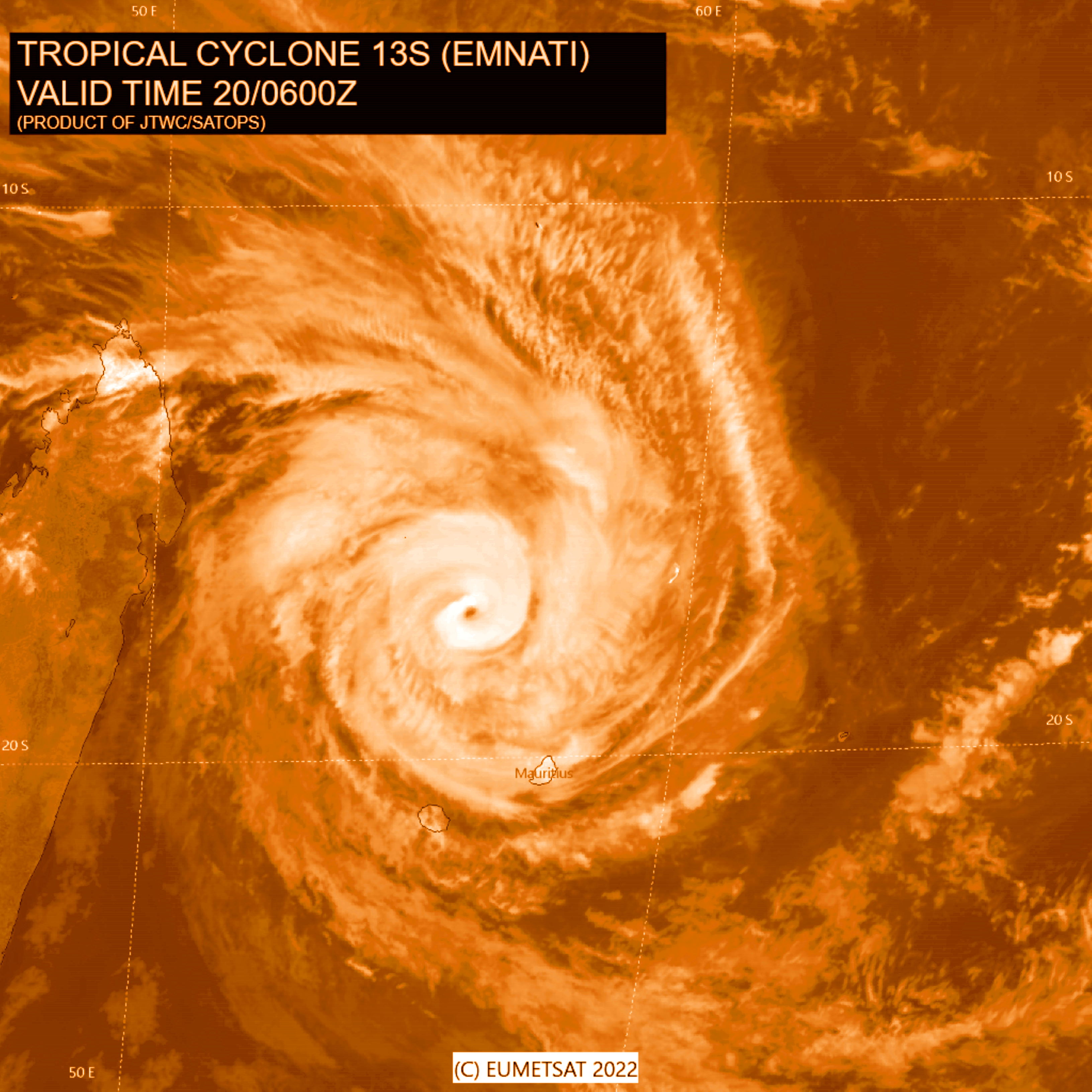 Powerful TC 13S(EMNATI): forecast to reach CAT 4 by 24hours, slowly approaching East Central coast of Madagascar, 20/09utc