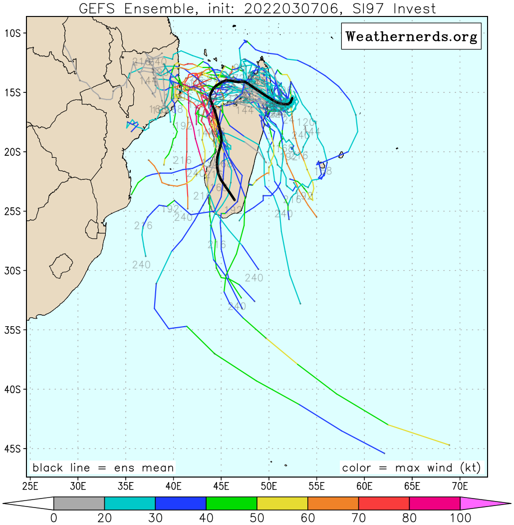 Invest 97S intensifying off Madagascar// Invest 96P: subtropical, 07/09utc