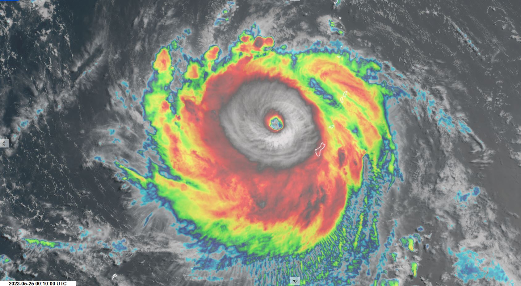 Super Typhoon 02W(MAWAR) set to peak over the Philippine Sea//Remnants of TC 19S(FABIEN)//2421utc