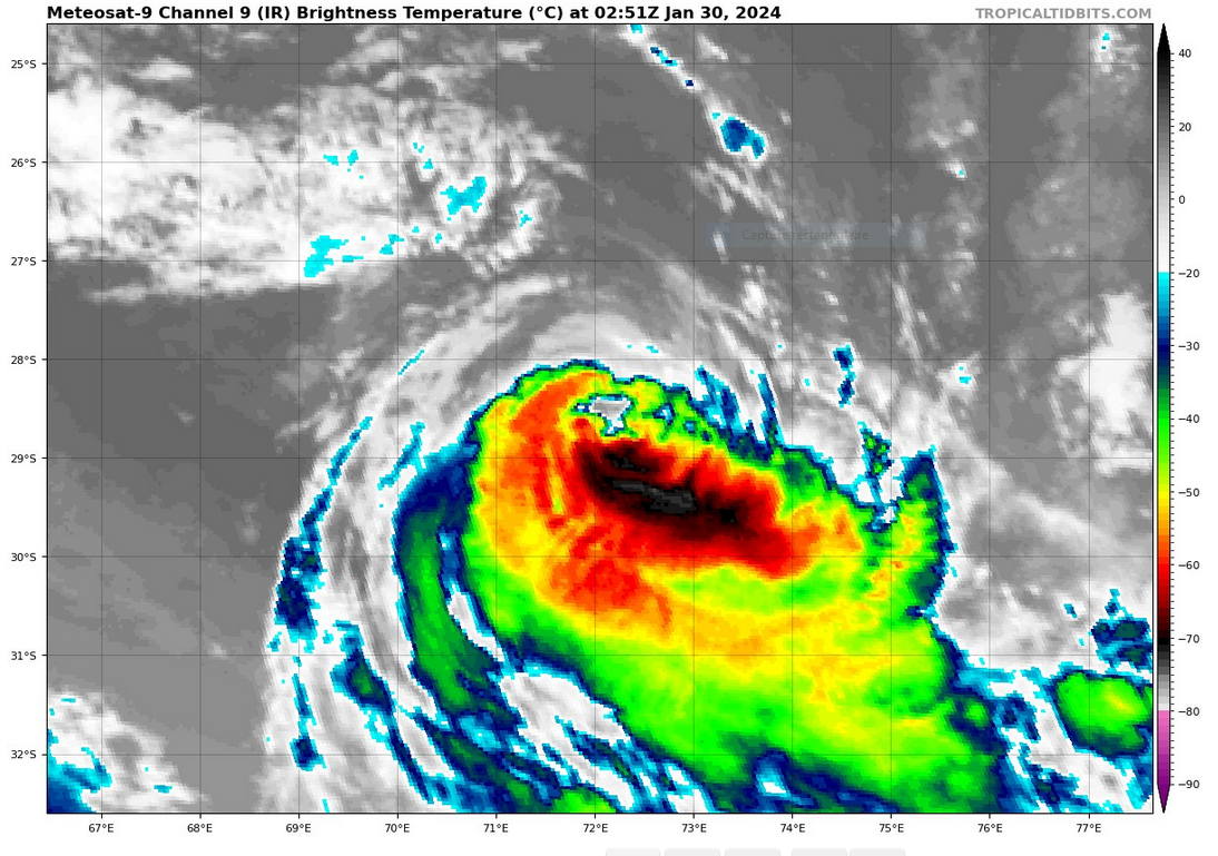 TC 06S(ANNGGREK) peaked near CAT 4 US  becoming extratropical after 24h// INVEST 93S upgraded// 3003utc